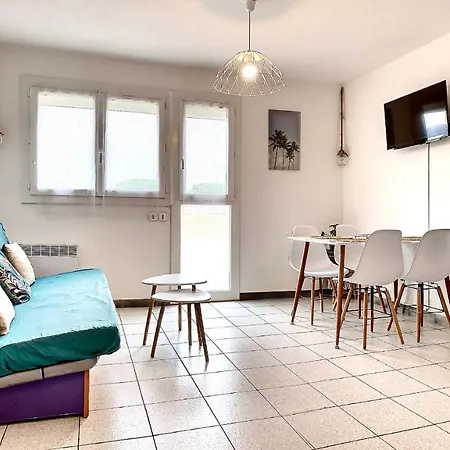 Charmant T2 Avec Wifi Parking Piscine Tennis Proche Plage Et Port Διαμέρισμα