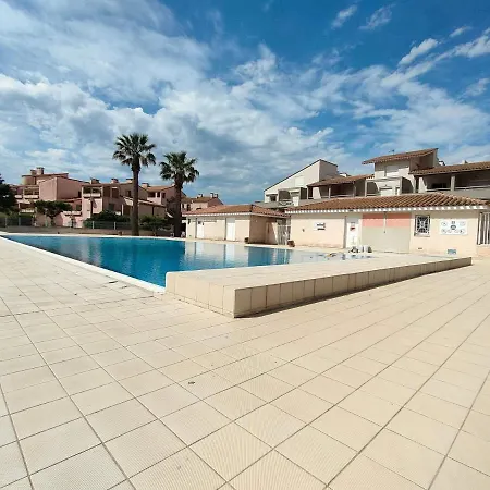 Charmant T2 Avec Wifi Parking Piscine Tennis Proche Plage Et Port Διαμέρισμα